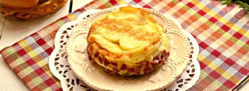 яичная запеканка с колбасой и зеленью. Шаг 3