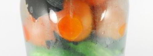 ассорти из огурцов и помидоров с базиликом на зиму. Шаг 4