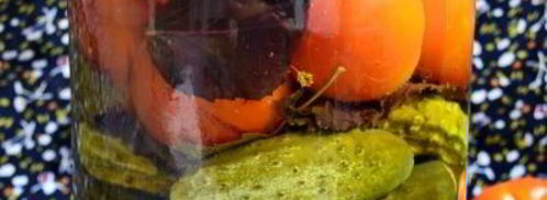 ассорти из огурцов и помидоров с базиликом на зиму. Шаг 6