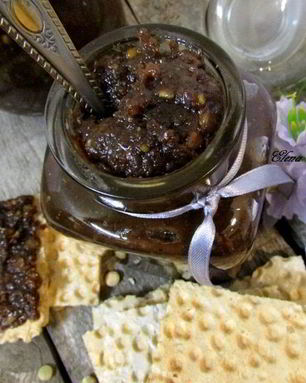 Чечевичный джем с орехами