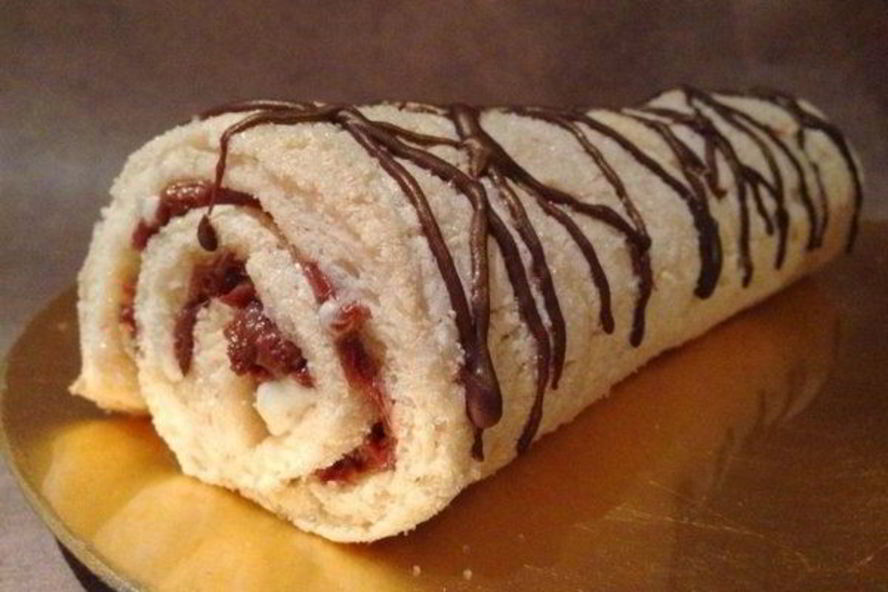 Рецепт очень быстрый рулет с джемом к чаю