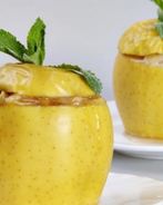 Запеченные яблоки с бананом и абрикосовым джемом