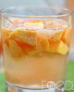 Компот из персиков