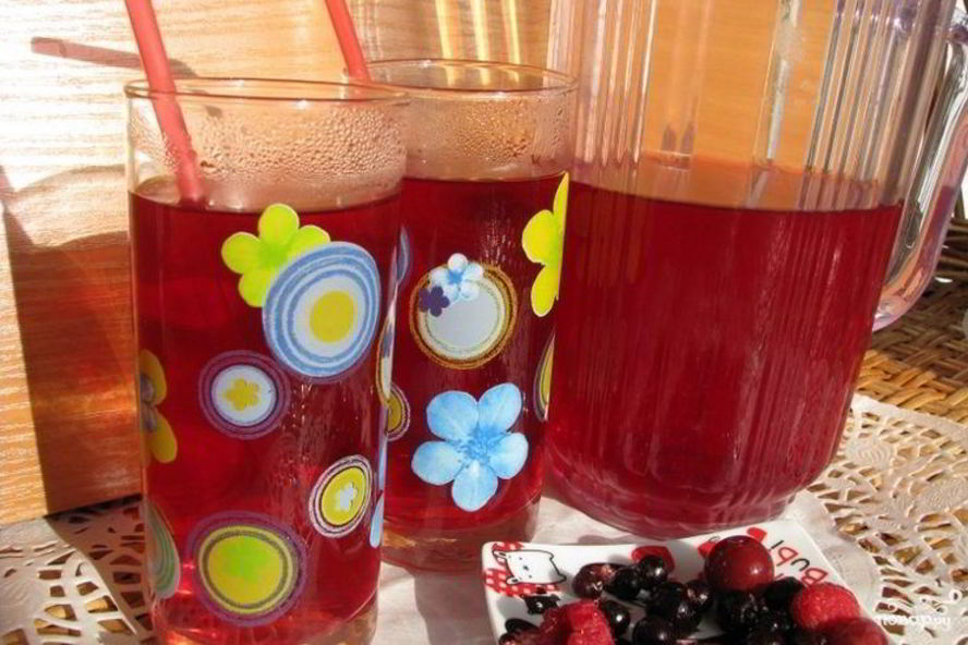 Рецепт компот из смородины и малины