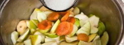 компот из яблок и кураги. Шаг 3