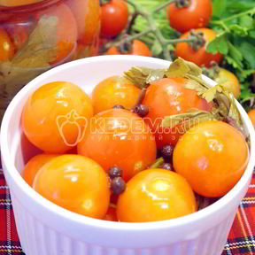 Маринованные помидоры