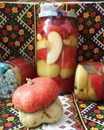 Маринованные гогошары с медом и яблоком