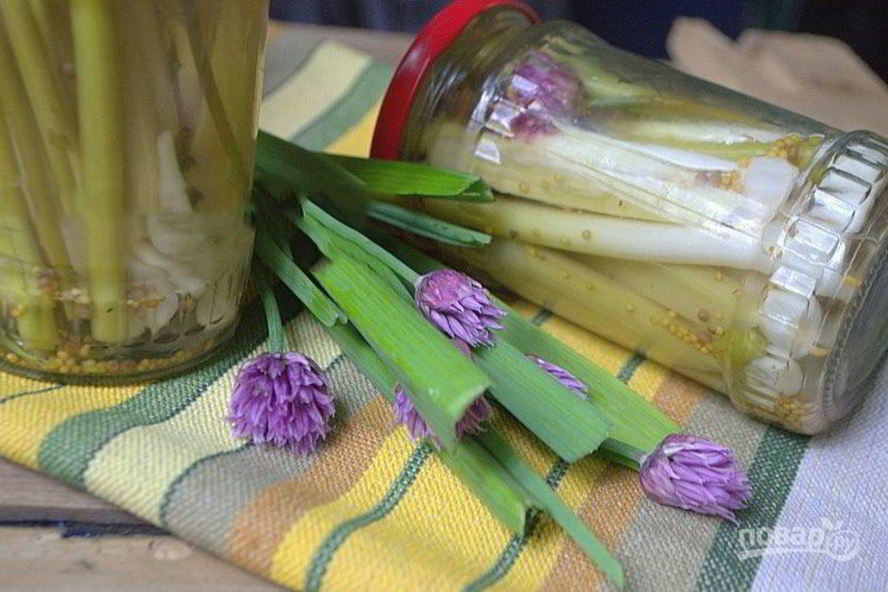 Рецепт молодой чеснок маринованный