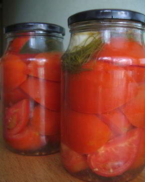 Помидоры маринованные дольками