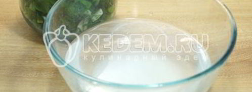 малосольные огурцы в банке. Шаг 8