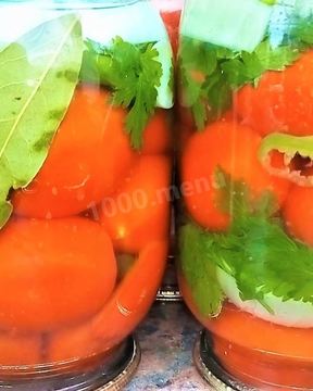 Помидоры консервированные с петрушкой луком перцем