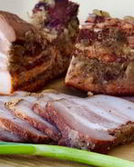 Сало в луковой шелухе