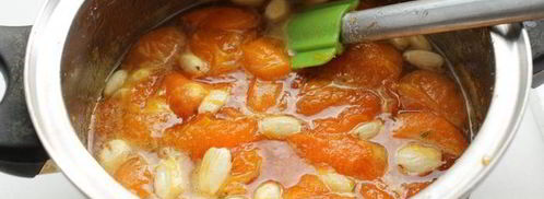 абрикосовое варенье с миндалем и тимьяном. Шаг 4