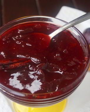 Пряное сливовое варенье