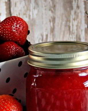Сырое клубничное варенье