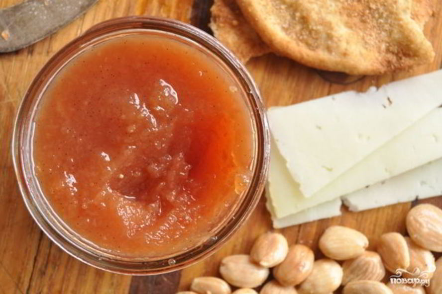 Рецепт варенье из айвы с лимоном и орехами