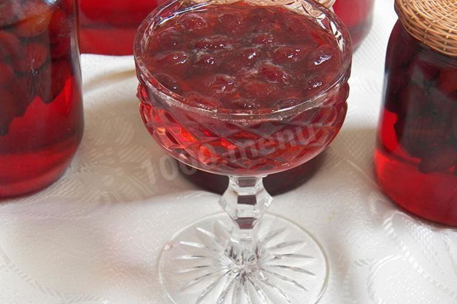 Рецепт варенье из кизила с косточками на зиму