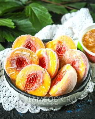 Заморозка персиков на зиму