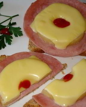 Бутерброды с ананасом