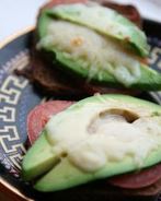 Бутерброды с авокадо