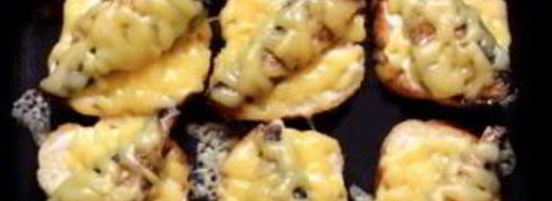 бутерброды со шпротами в духовке. Шаг 6