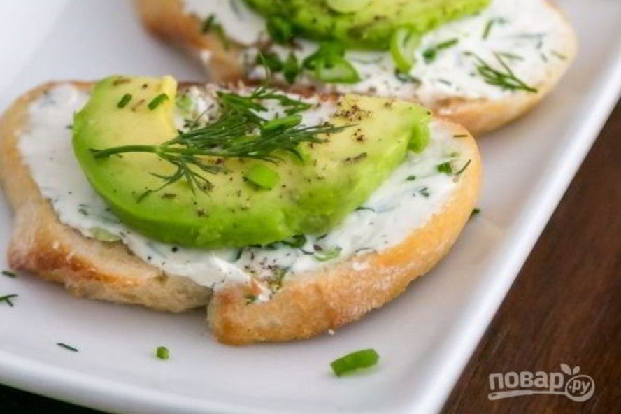 Рецепт быстрые бутерброды с авокадо