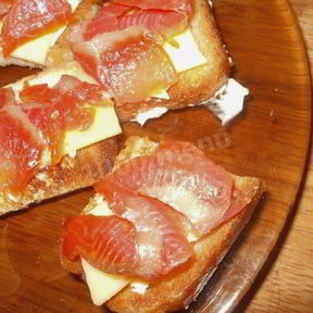 Бутерброды с семгой