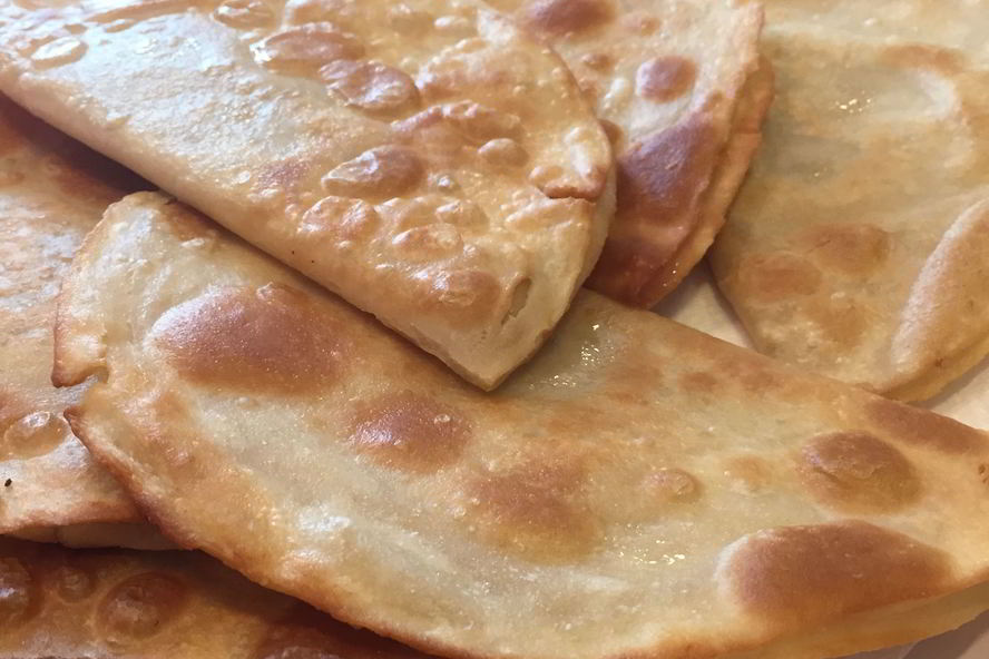 Рецепт чебуреков с мясома