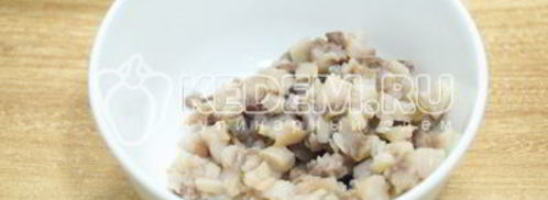 яйца фаршированные сельдью. Шаг 3