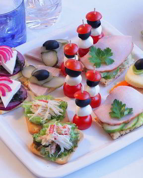 Канапе с ветчиной