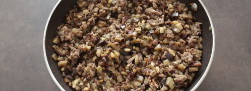 корзиночки с фаршем, печеным баклажаном и кедровыми орешками. Шаг 2