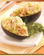 Креветки фаршированные в авокадо