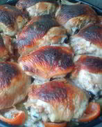 Куриные бедра маринованные в кефире, с картошкой