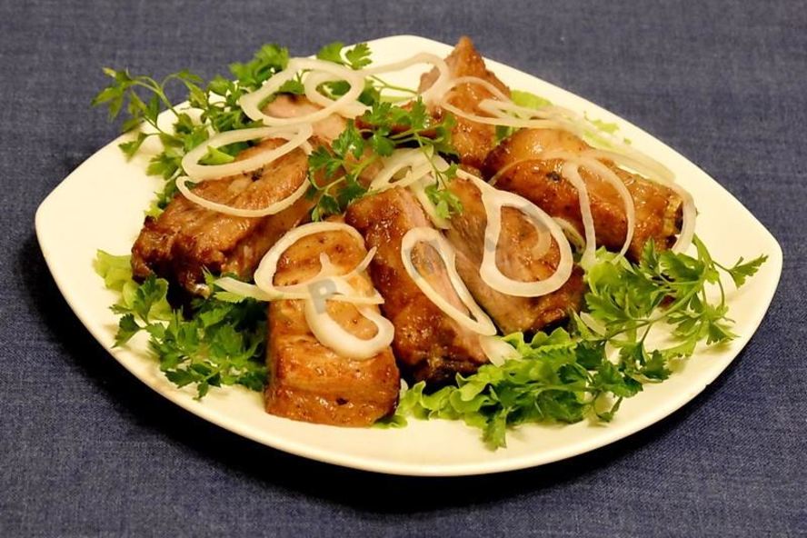 Рецепт маринованные свиные ребрышки в медово-соевом соусе