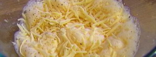 фриттата с луком-пореем, сыром и травами. Шаг 4