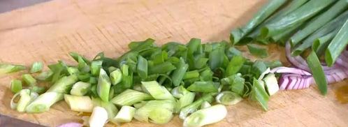 фриттата со сладким перцем, зеленым горошком и фетой. Шаг 2