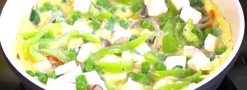 фриттата со сладким перцем, зеленым горошком и фетой. Шаг 11