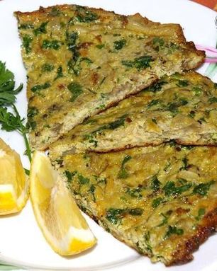 Маакуда — тунисский омлет с баклажаном