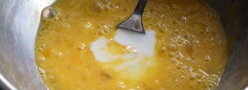 омлет с брынзой. Шаг 2