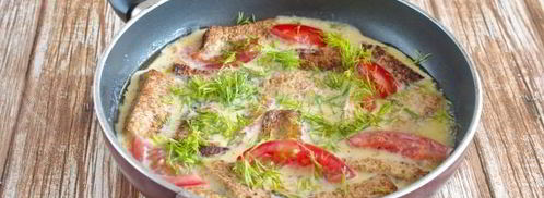 омлет с хлебом на сковороде. Шаг 8