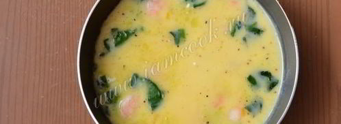 омлет со шпинатом и креветками. Шаг 6