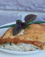 Пышный омлет с базиликом