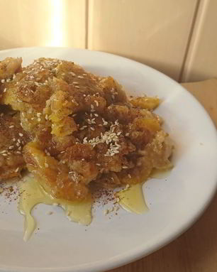 Сладкий омлет с яблоком