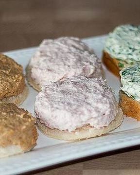 Мясной, грибной и зеленый паштет для завтрака