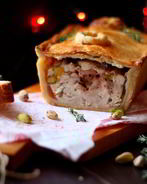 Мясной пирог Паштет в коре