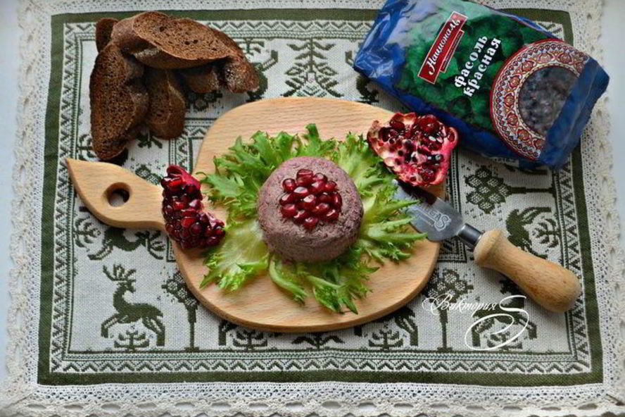 Рецепт паштет из красной фасоли с гранатом