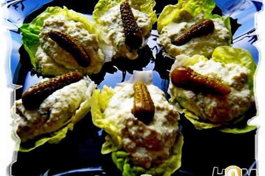 Рецепт яичный паштет с корнишонами