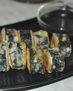 Горячие роллы с креветками