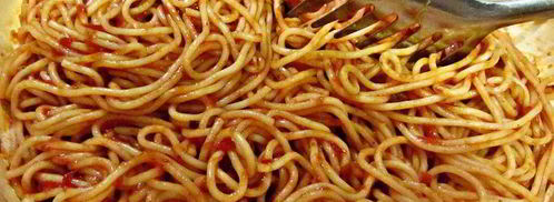 роллы из баклажанов со спагетти. Шаг 8