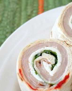 Роллы из индейки и цукини